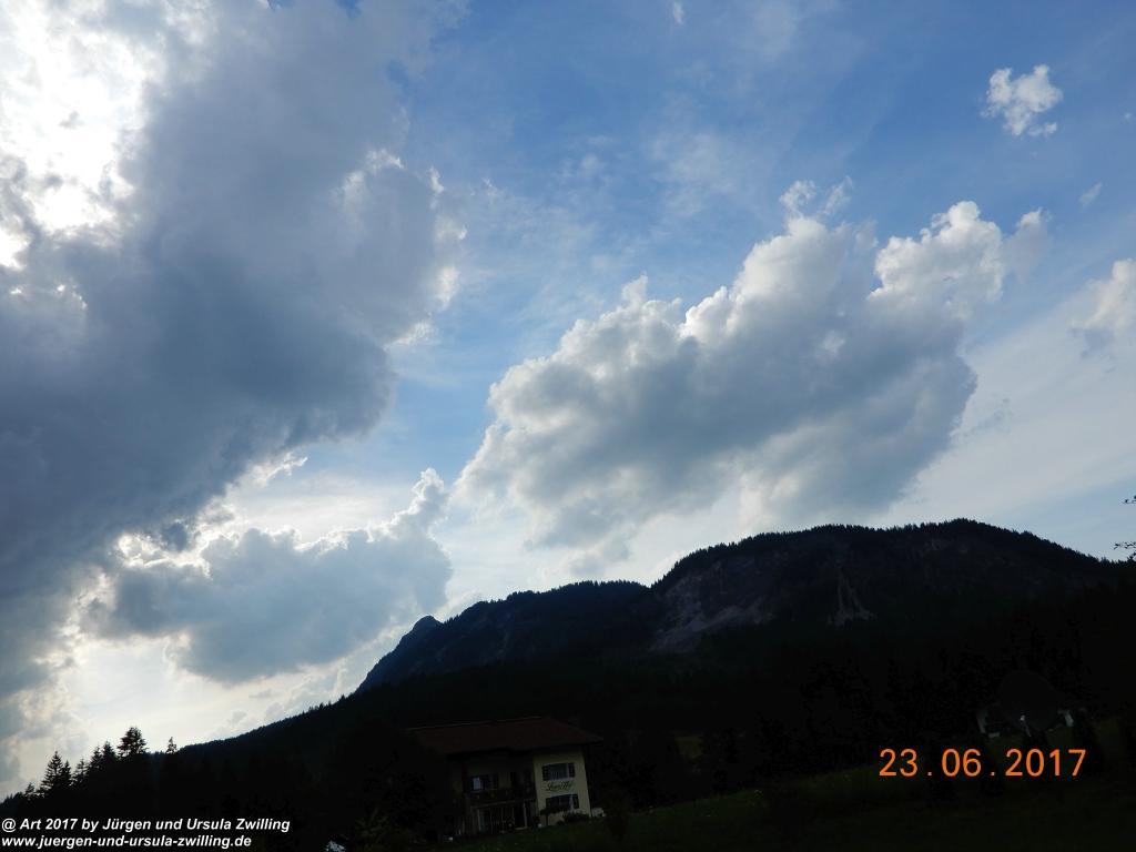 Wolkenspiel im Tannheimer Tal  - Österreich-