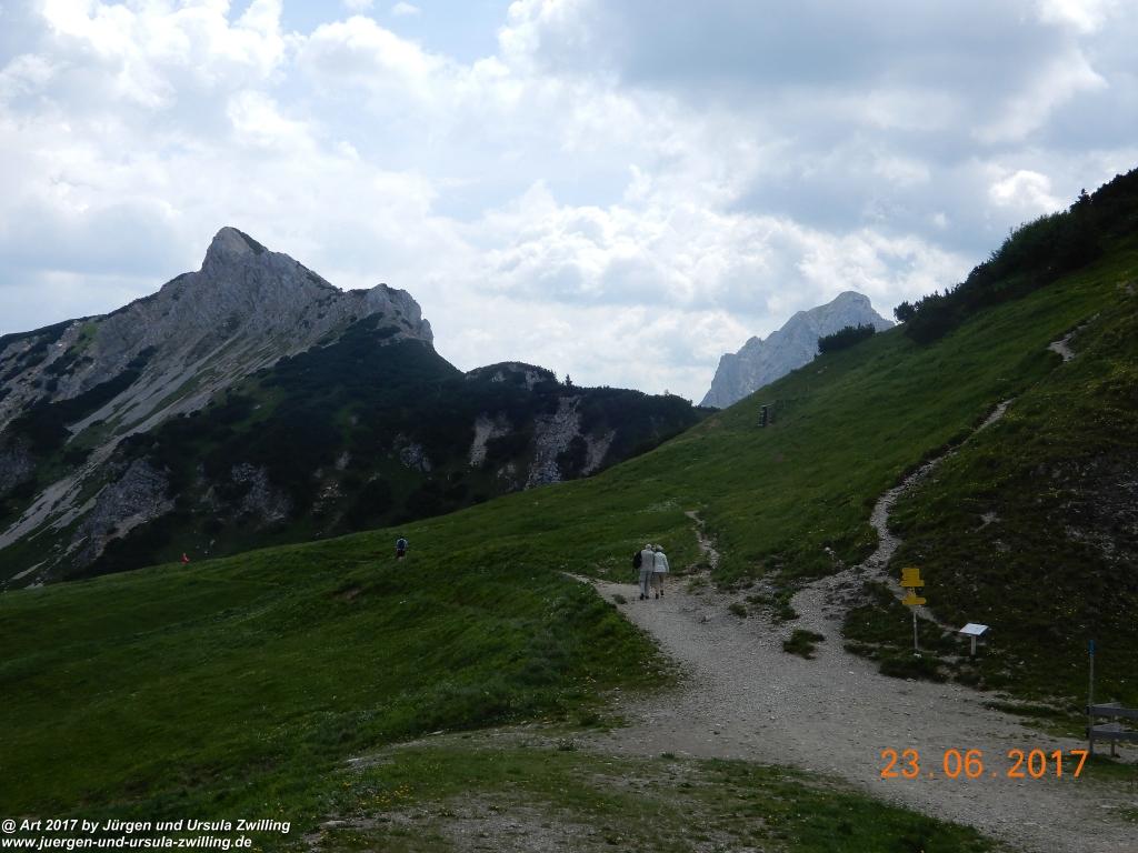 Philosophische Bildwanderung - Grain - Füssener - Jöchle - Sonnenalm - Gessenwangalm -Adlerhorst - Haldensee - Grän Tannheimer Tal - Österreich