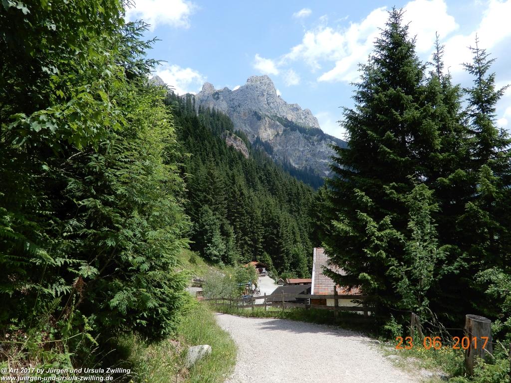 Philosophische Bildwanderung - Grain - Füssener - Jöchle - Sonnenalm - Gessenwangalm -Adlerhorst - Haldensee - Grän Tannheimer Tal - Österreich