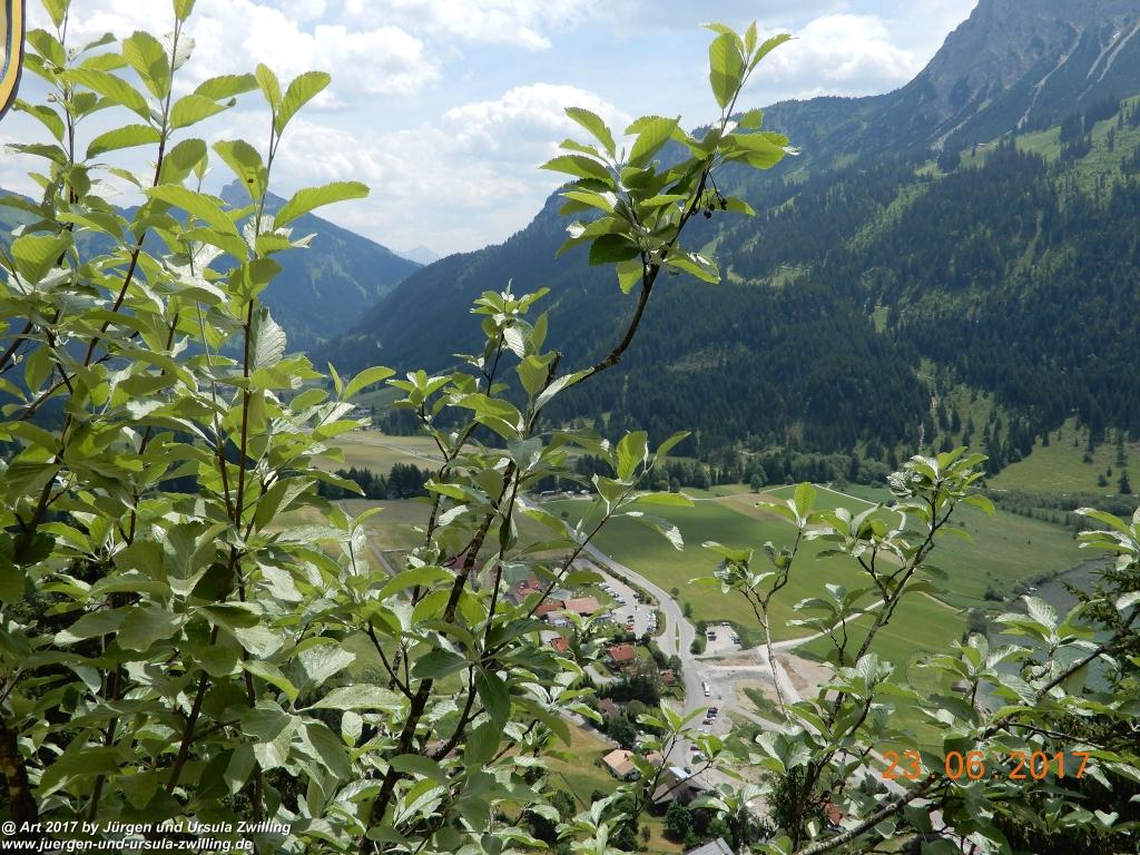 Philosophische Bildwanderung - Grain - Füssener - Jöchle - Sonnenalm - Gessenwangalm -Adlerhorst - Haldensee - Grän Tannheimer Tal  - Österreich