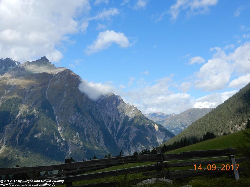 Philosophische Bildwanderung Von Nauders über Parditschhof zur Labaunalm -Vinschgau - Österreich