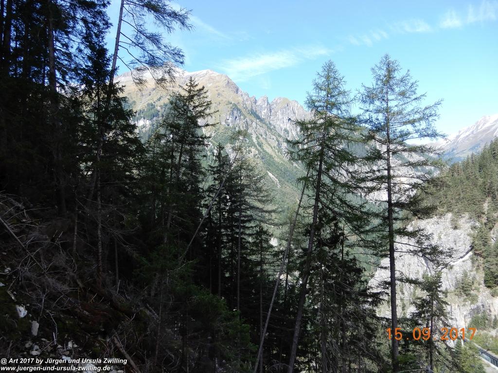 Philosophische Bildwanderung Kaiserschützenweg über die Festung in Nauders - Vinschgau - Österreich
