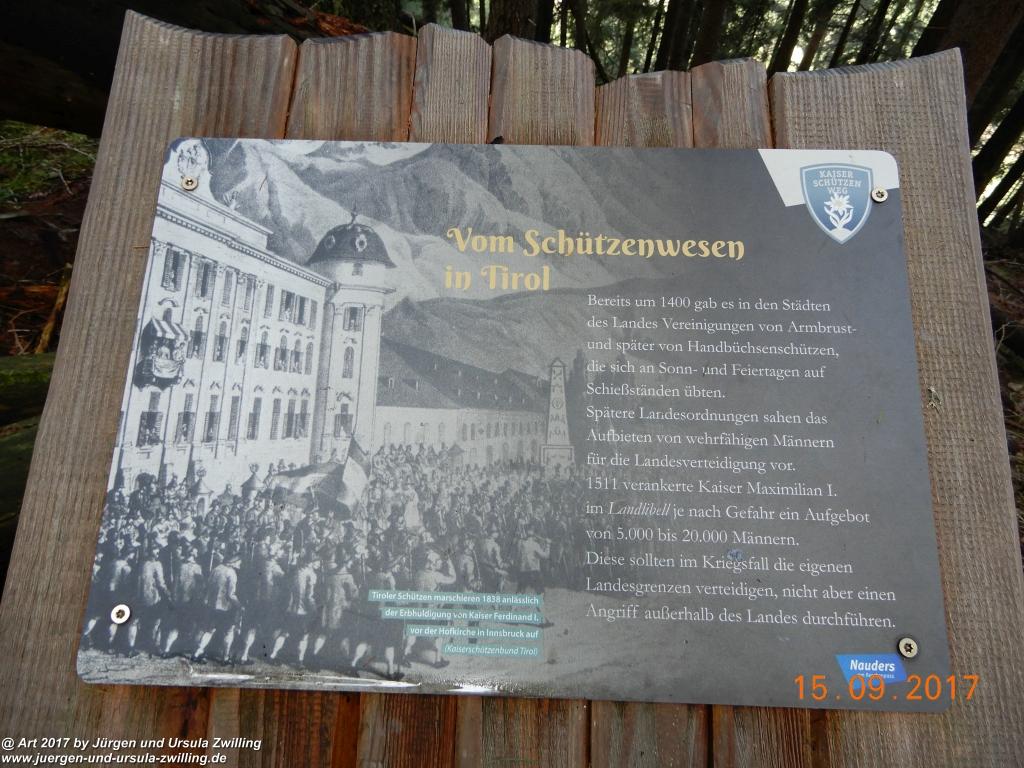 Philosophische Bildwanderung Kaiserschützenweg über die Festung in Nauders - Vinschgau - Österreich