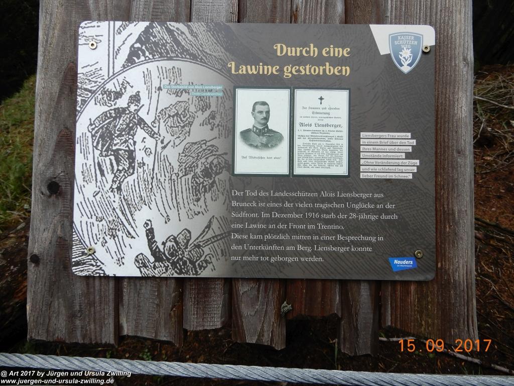 Philosophische Bildwanderung Kaiserschützenweg über die Festung in Nauders - Vinschgau - Österreich