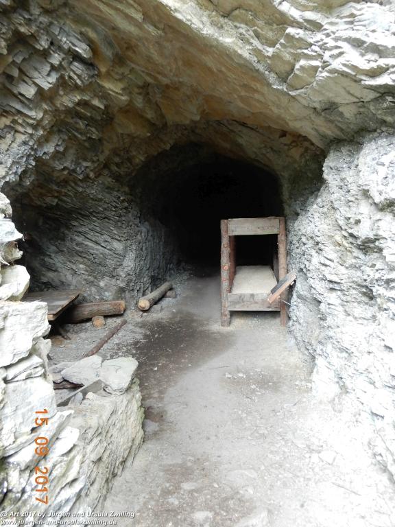 Philosophische Bildwanderung Kaiserschützenweg über die Festung in Nauders - Vinschgau - Österreich