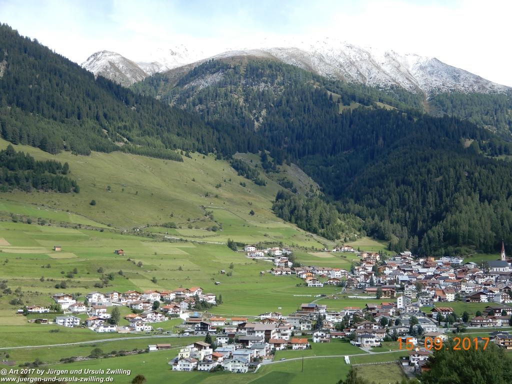 Philosophische Bildwanderung Kaiserschützenweg über die Festung in Nauders - Vinschgau - Österreich