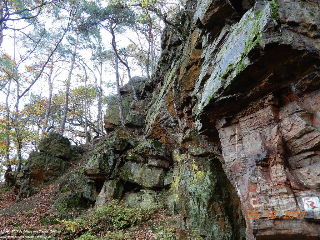 Philosophische Bildwanderung Rheinburgenweg - Trechtingshausen - Burg Reichenstein - Morgenbachtal - Eselspfad - Burg Rheinstein - Schweizerhaus - Trechtingshausen - Hunsrück