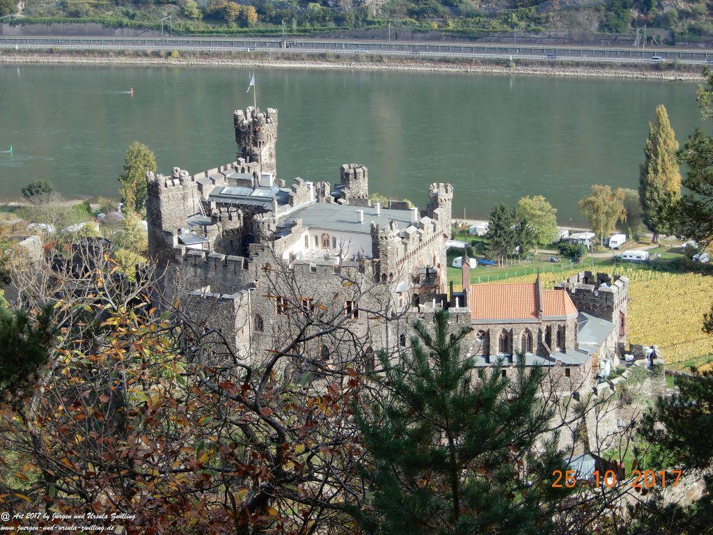 Philosophische Bildwanderung Rheinburgenweg - Trechtingshausen - Burg Reichenstein - Morgenbachtal - Eselspfad - Burg Rheinstein - Schweizerhaus - Trechtingshausen - Hunsrück