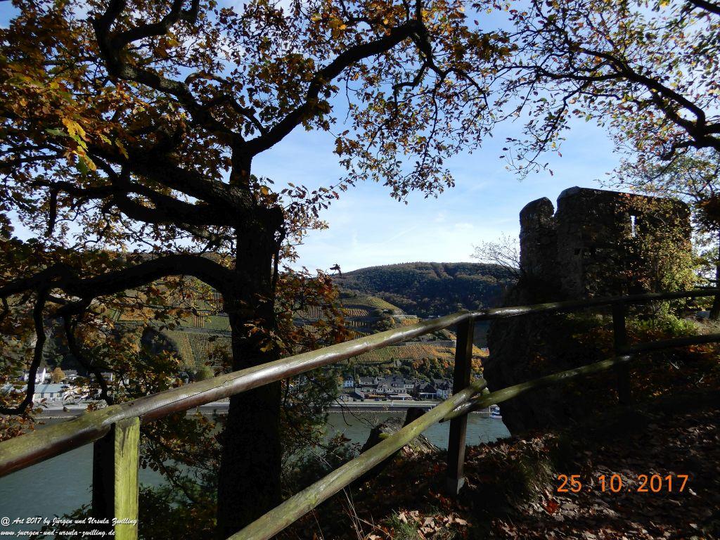 Philosophische Bildwanderung Rheinburgenweg - Trechtingshausen - Burg Reichenstein - Morgenbachtal - Eselspfad - Burg Rheinstein - Schweizerhaus - Trechtingshausen - Hunsrück