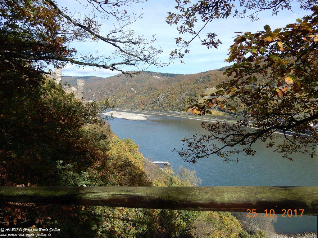 Philosophische Bildwanderung Rheinburgenweg - Trechtingshausen - Burg Reichenstein - Morgenbachtal - Eselspfad - Burg Rheinstein - Schweizerhaus - Trechtingshausen - Hunsrück