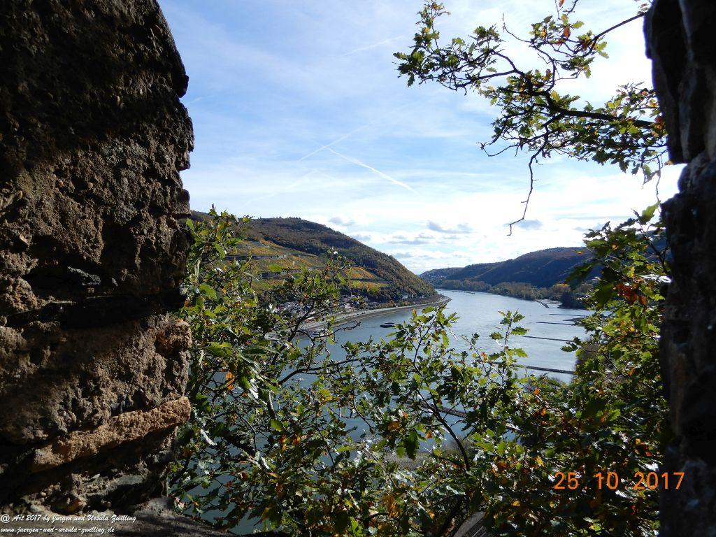 Philosophische Bildwanderung Rheinburgenweg - Trechtingshausen - Burg Reichenstein - Morgenbachtal - Eselspfad - Burg Rheinstein - Schweizerhaus - Trechtingshausen - Hunsrück