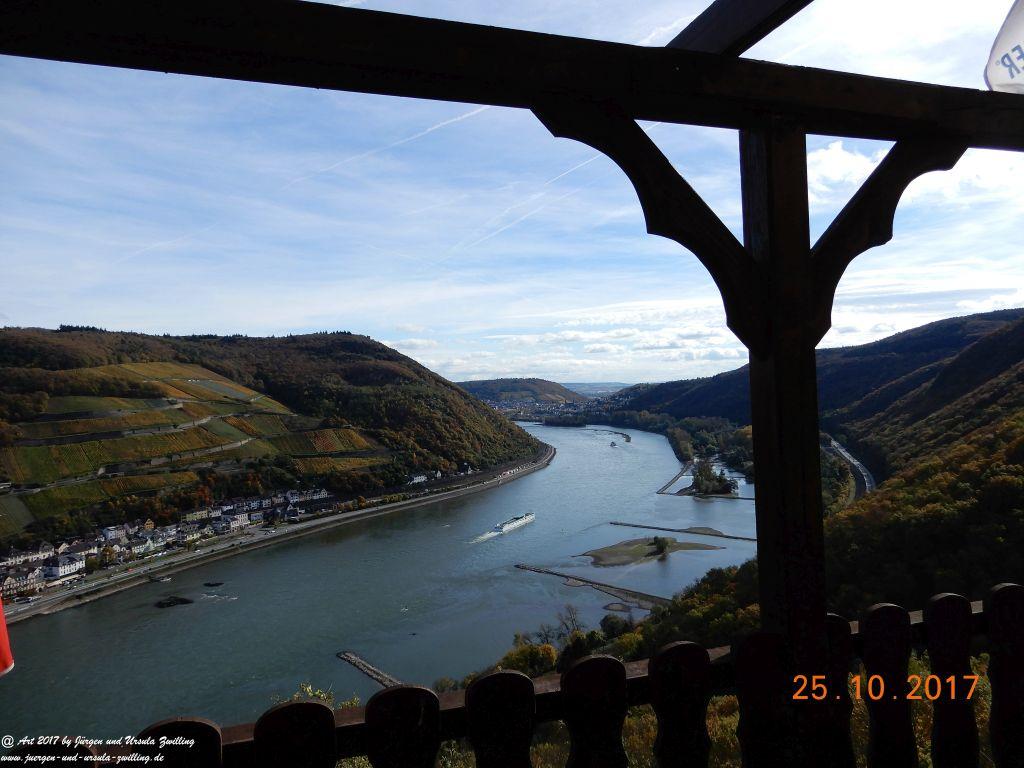 Philosophische Bildwanderung Rheinburgenweg - Trechtingshausen - Burg Reichenstein - Morgenbachtal - Eselspfad - Burg Rheinstein - Schweizerhaus - Trechtingshausen - Hunsrück