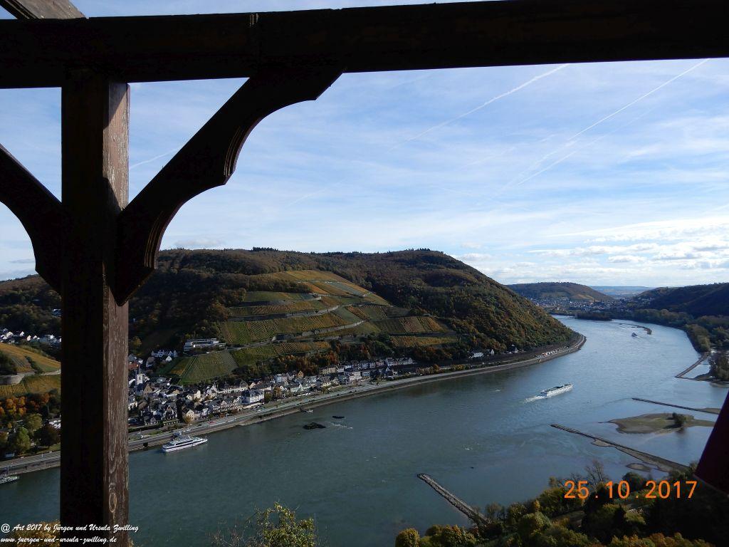 Philosophische Bildwanderung Rheinburgenweg - Trechtingshausen - Burg Reichenstein - Morgenbachtal - Eselspfad - Burg Rheinstein - Schweizerhaus - Trechtingshausen - Hunsrück