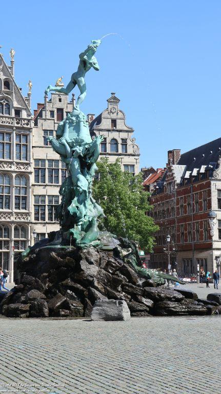Antwerpen - Hafenstadt in der Region Flandern in Belgien