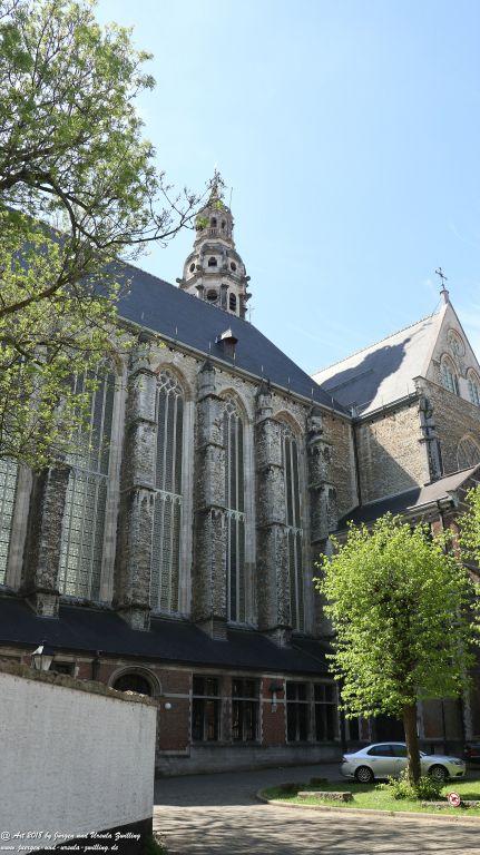 Antwerpen - Hafenstadt in der Region Flandern in Belgien