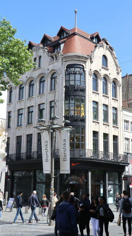 Antwerpen - Hafenstadt in der Region Flandern in Belgien