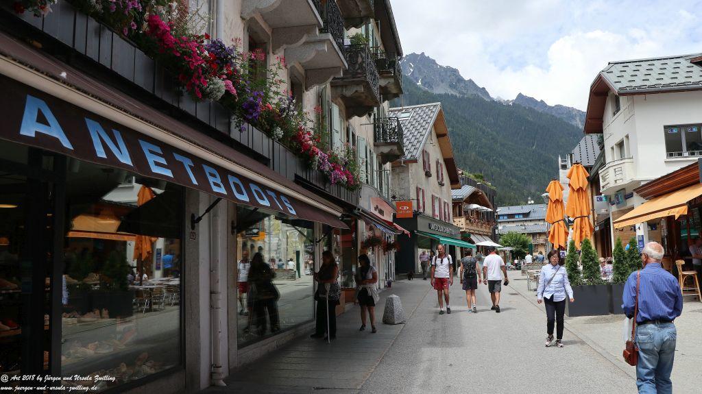 Philosophische Bildwanderung Les Bossons nach am Chamonix am Fuße des Mont Blanc und Aiguille du Midi - Frankfreich