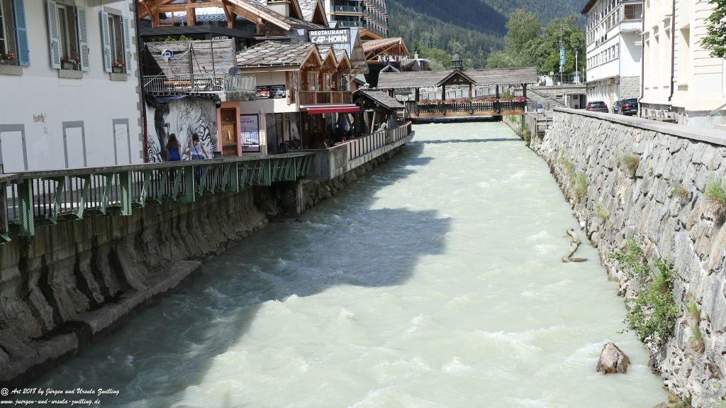 Philosophische Bildwanderung Les Bossons nach am Chamonix am Fuße des Mont Blanc und Aiguille du Midi - Frankfreich