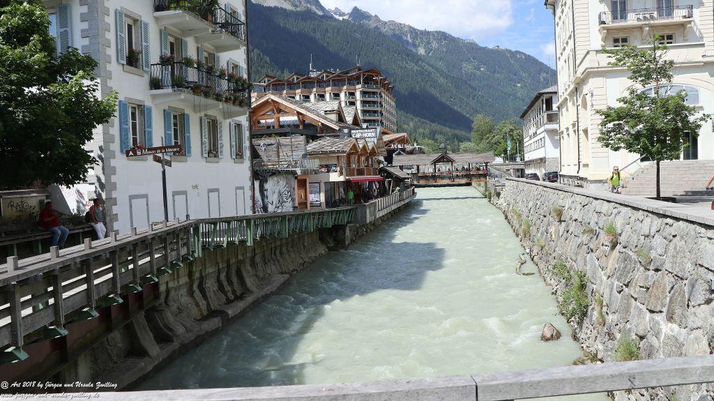 Philosophische Bildwanderung Les Bossons nach am Chamonix am Fuße des Mont Blanc und Aiguille du Midi - Frankfreich