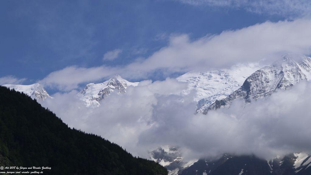 Philosophische Bildwanderung Les Bossons nach am Chamonix am Fuße des Mont Blanc und Aiguille du Midi - Frankfreich