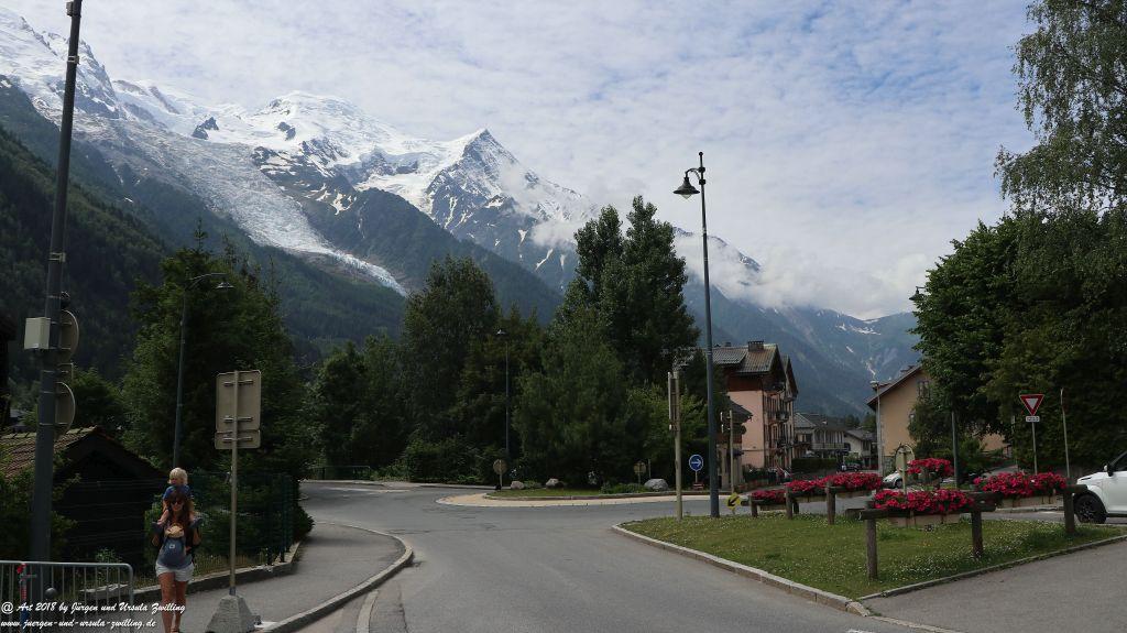 Philosophische Bildwanderung Les Bossons nach am Chamonix am Fuße des Mont Blanc und Aiguille du Midi - Frankfreich