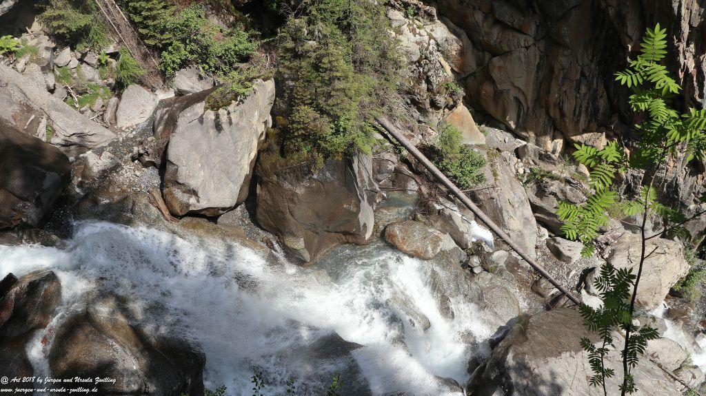 Philosophische Bildwanderung  Wassserfall Bérard  - Le Buet - Vallorcine Mont Blanc - Frankreich