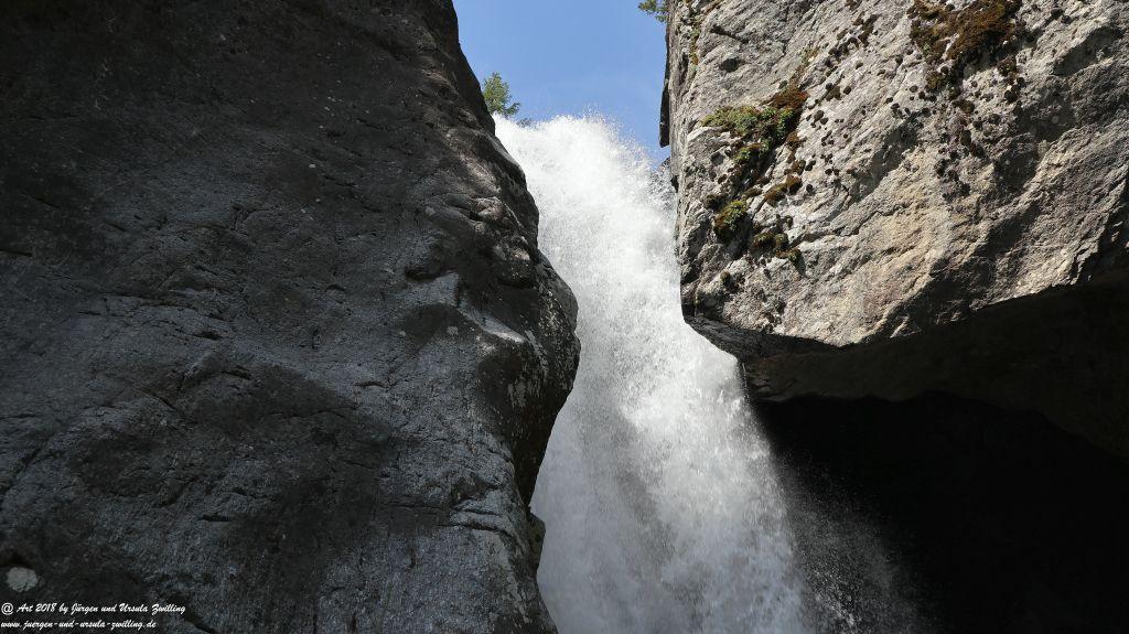 Philosophische Bildwanderung Wassserfall Bérard - Le Buet - Vallorcine Mont Blanc - Frankreich