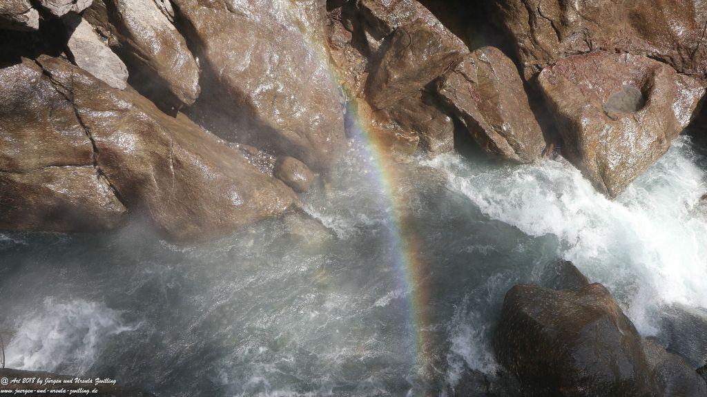 Philosophische Bildwanderung Wassserfall Bérard - Le Buet - Vallorcine Mont Blanc - Frankreich