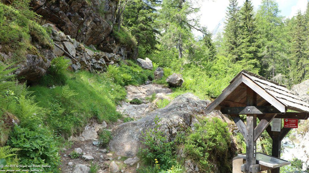 Philosophische Bildwanderung  Wassserfall Bérard  - Le Buet - Vallorcine Mont Blanc - Frankreich