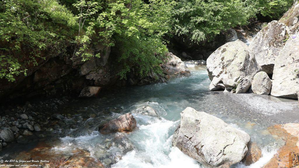 Philosophische Bildwanderung Wassserfall Bérard - Le Buet - Vallorcine Mont Blanc - Frankreich