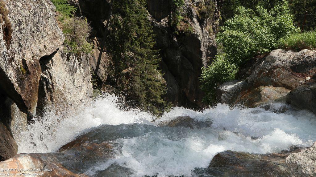 Philosophische Bildwanderung Wassserfall Bérard - Le Buet - Vallorcine Mont Blanc - Frankreich