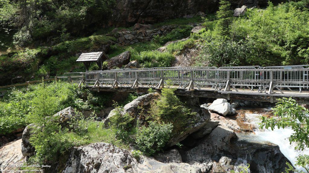 Philosophische Bildwanderung Wassserfall Bérard - Le Buet - Vallorcine Mont Blanc - Frankreich