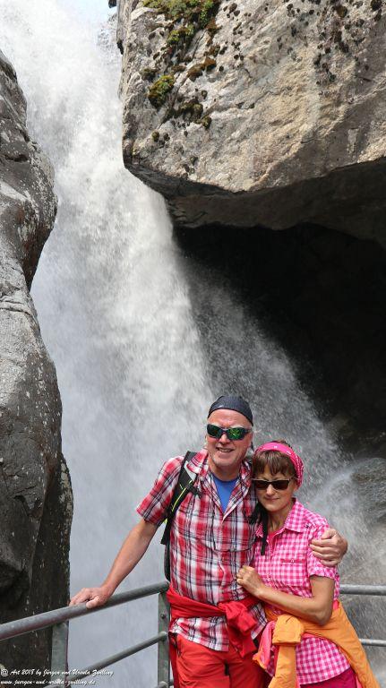Philosophische Bildwanderung Wassserfall Bérard - Le Buet - Vallorcine Mont Blanc - Frankreich