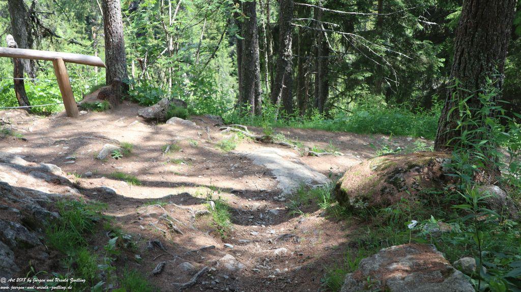 Philosophische Bildwanderung Wassserfall Bérard - Le Buet - Vallorcine Mont Blanc - Frankreich