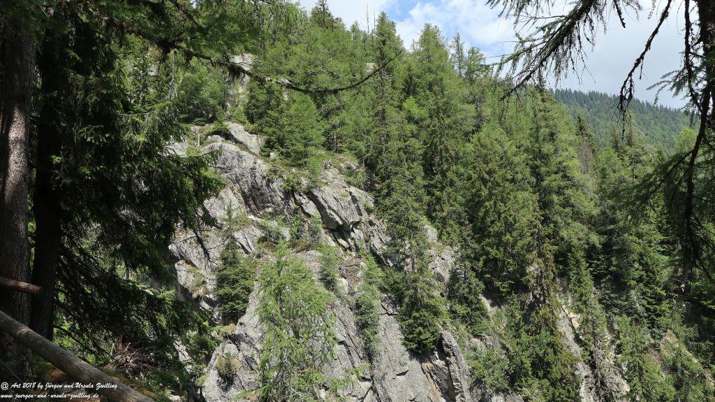 Philosophische Bildwanderung Wassserfall Bérard - Le Buet - Vallorcine Mont Blanc - Frankreich