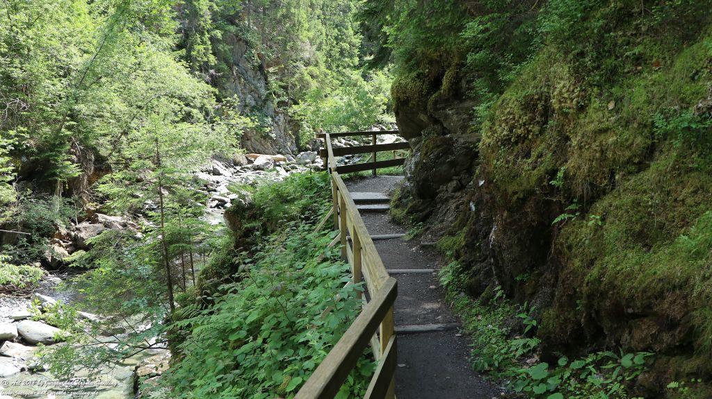 Philosophische Bildwanderung Gorges de la Diosaz -Wasserfall - Servoz Mont-Blanc - Frankreich