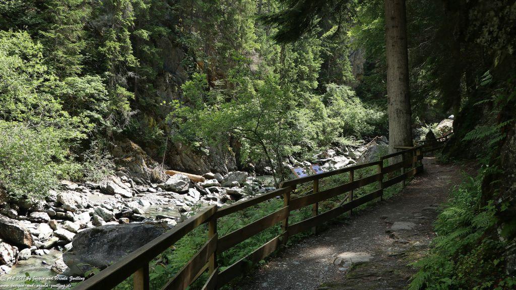 Philosophische Bildwanderung Gorges de la Diosaz -Wasserfall - Servoz Mont-Blanc - Frankreich