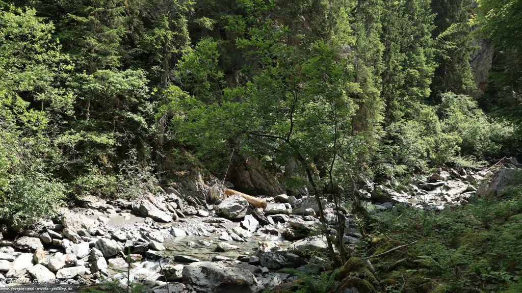 Philosophische Bildwanderung Gorges de la Diosaz -Wasserfall - Servoz Mont-Blanc - Frankreich