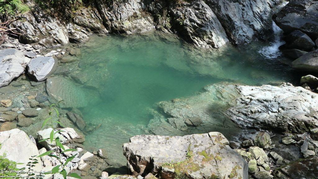 Philosophische Bildwanderung Gorges de la Diosaz -Wasserfall - Servoz Mont-Blanc - Frankreich
