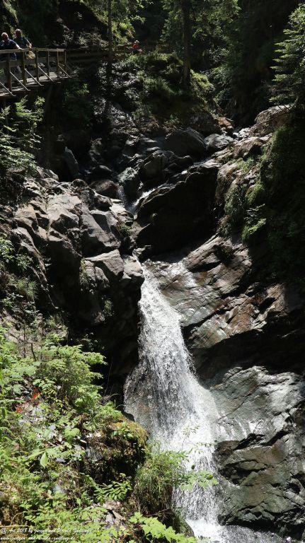 Philosophische Bildwanderung Gorges de la Diosaz -Wasserfall - Servoz Mont-Blanc - Frankreich