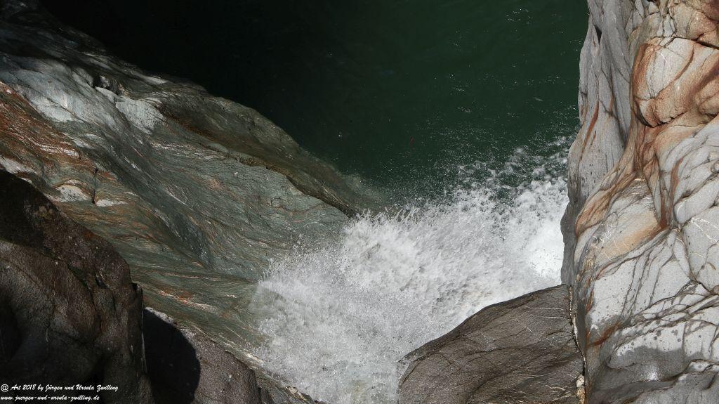 Philosophische Bildwanderung Gorges de la Diosaz -Wasserfall - Servoz Mont-Blanc - Frankreich
