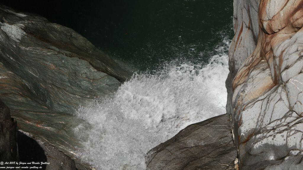Philosophische Bildwanderung Gorges de la Diosaz -Wasserfall - Servoz Mont-Blanc - Frankreich