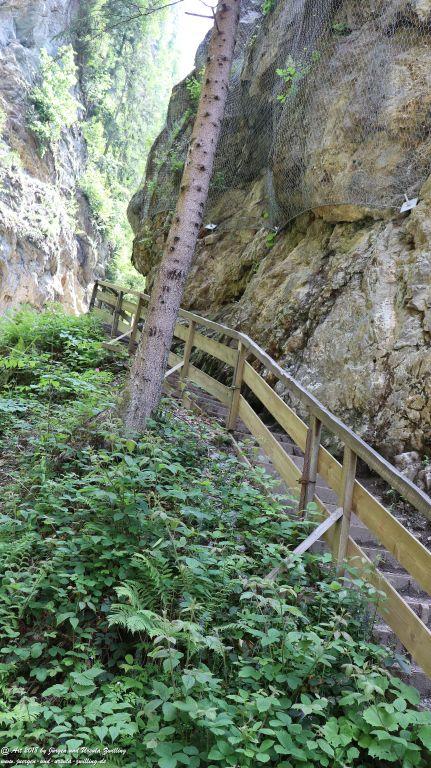 Philosophische Bildwanderung Gorges de la Diosaz -Wasserfall - Servoz Mont-Blanc - Frankreich