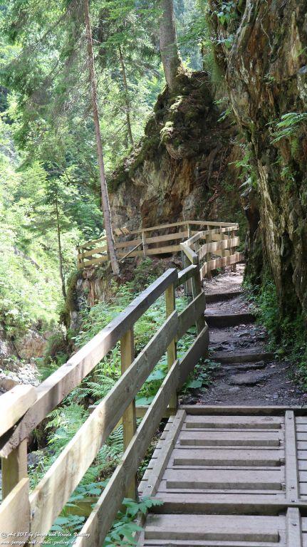 Philosophische Bildwanderung Gorges de la Diosaz -Wasserfall - Servoz Mont-Blanc - Frankreich