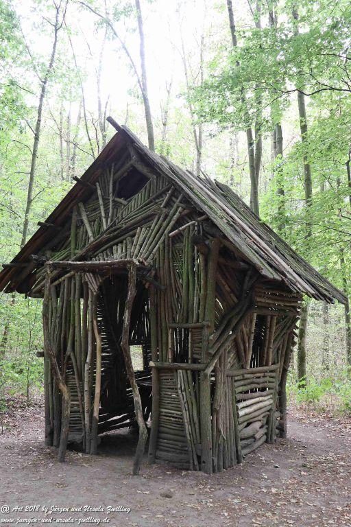 Internationaler Waldkunstpfad - Kunst Ökologie in Darmstadt