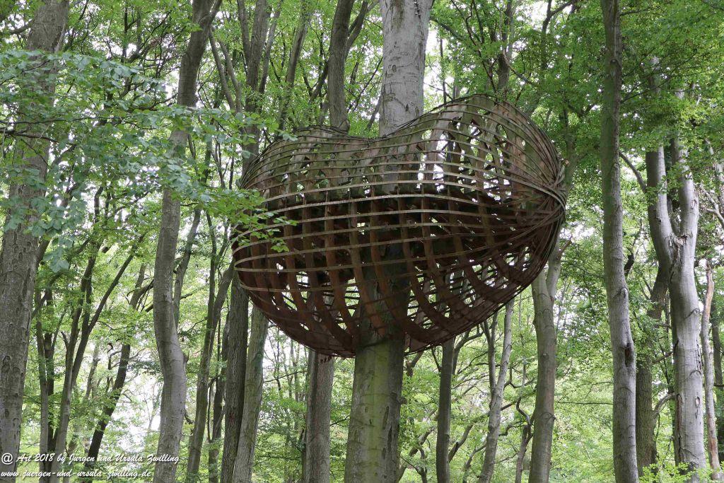 Internationaler Waldkunstpfad - Kunst Ökologie in Darmstadt