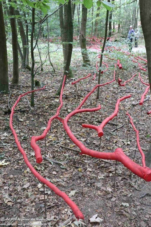 Internationaler Waldkunstpfad - Kunst Ökologie in Darmstadt