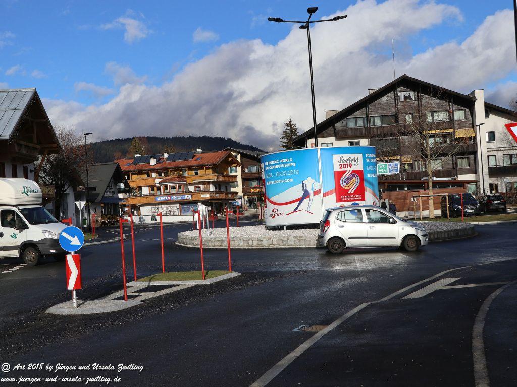 Seefeld mit Weihnachtsmarkt in Tirol - Österreich
