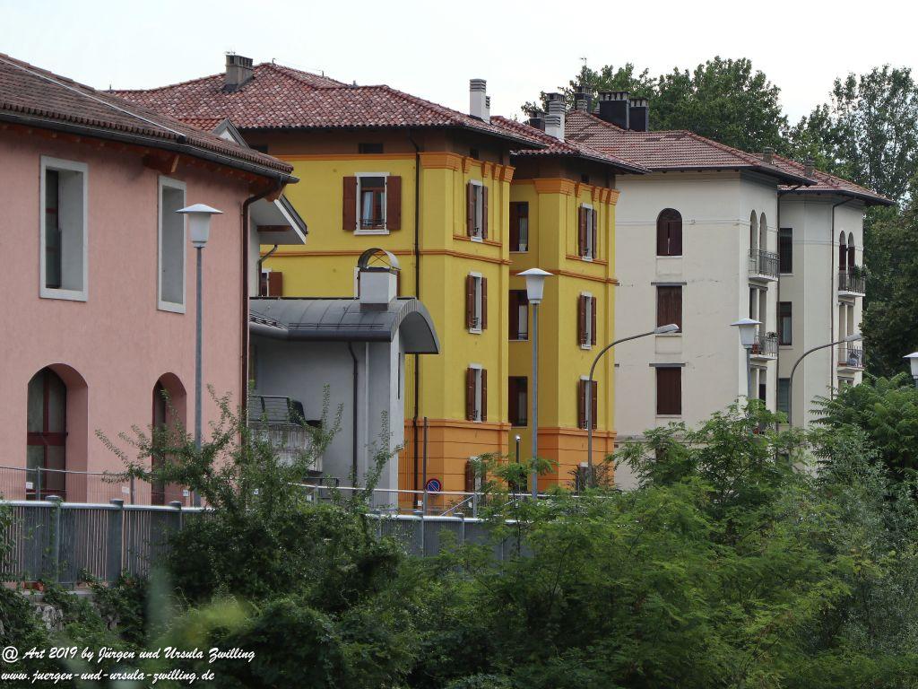 Rovereto - Oberitalien im Trentiner Etschtal am Leno Italien