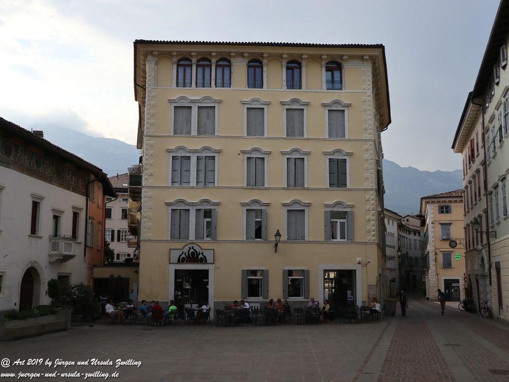 Rovereto - Oberitalien im Trentiner Etschtal am Leno Italien